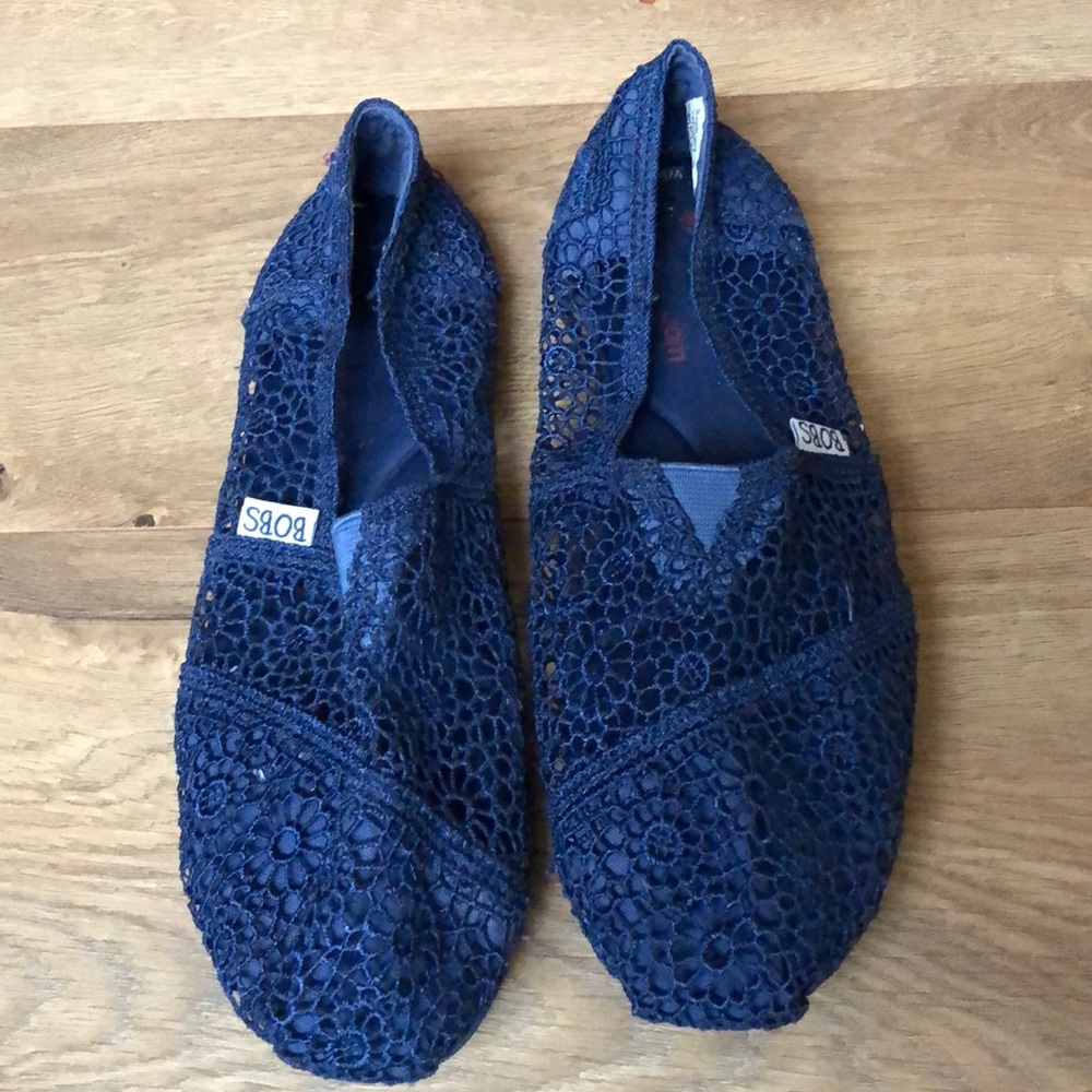 Bob’s shoes size 9